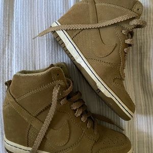 Nike old fashion hightops